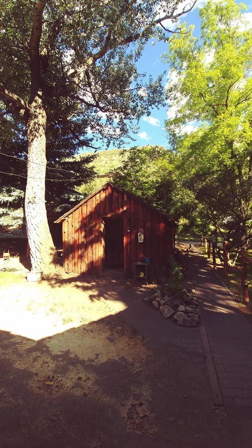 Bristol Cabins Lava Hot Springs Dış mekan fotoğraf