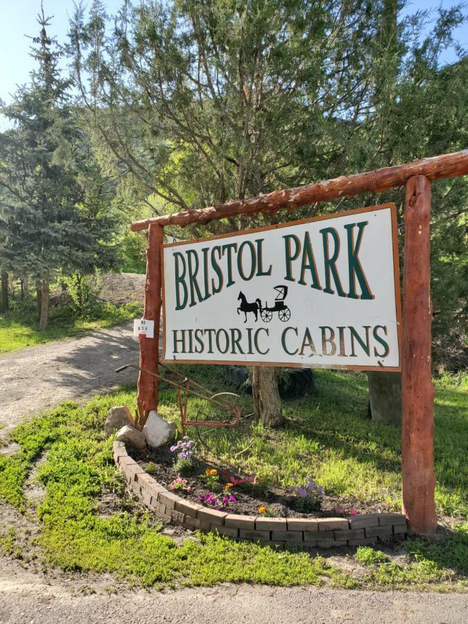 Bristol Cabins Lava Hot Springs Dış mekan fotoğraf