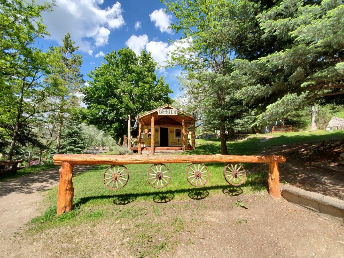 Bristol Cabins Lava Hot Springs Dış mekan fotoğraf