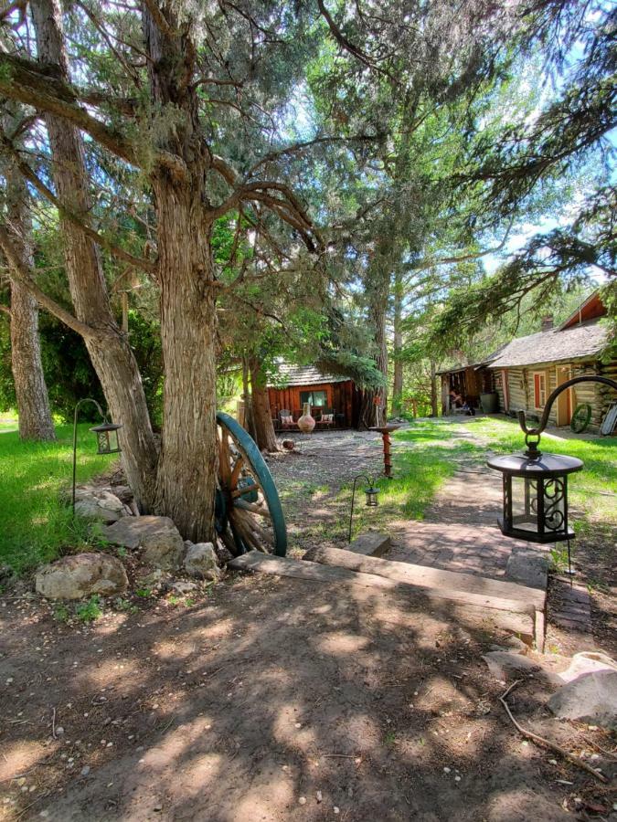 Bristol Cabins Lava Hot Springs Dış mekan fotoğraf